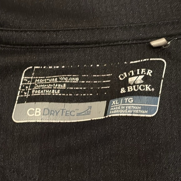 Cutter Buck- men’s XL- black colour & Dry tec, moisture wicking, breathable - Picture 3 of 6